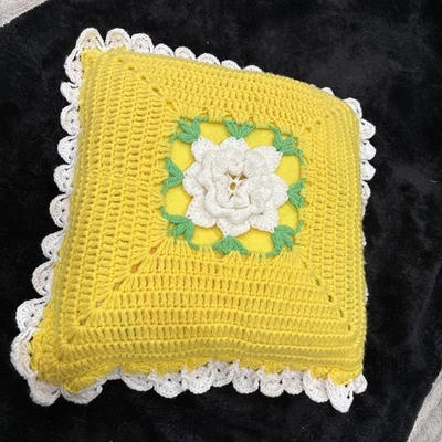 VTG 70's Handmade Crochet Toss Pillow 20”Flower Double Sided Grannycore AFGHAN - Image 1 of 4