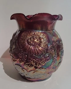 Vintage Imperial Red Chrysanthemum Carnival Glass Embossed Flower Vase - Picture 1 of 6