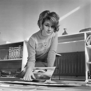 English pop singer Louise Cordet, UK, 1st February 1965 OLD PHOTO - Picture 1 of 1