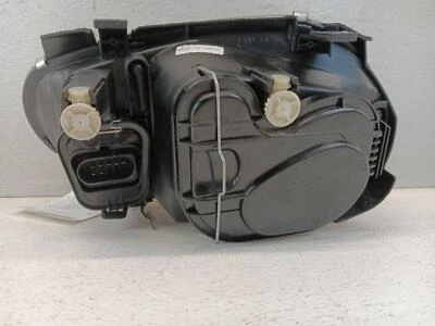 Conjunto de faros derechos usados se adapta a: Volkswagen Golf 2001 con lámparas antiniebla grado derecho Foto 1 de 4