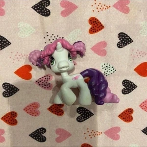 My Little Pony Sweetie Belle Pigtails Ponyville G3 *Rare* - Picture 1 of 6