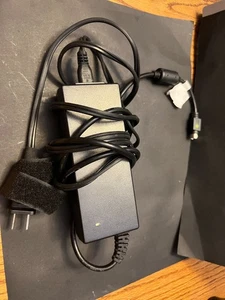 Genuine Respironics SimplyGo MANGO120-19BK-PHI Medical AC/DC Adapter 19V 6.3A - Picture 1 of 3