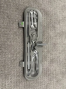 BMW E36 M3 325 328 318 Emergency Road Side Took Kit And Cover Excellent OEM - Bild 1 von 4