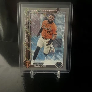 2025 Topps Series 2 - Heliot Ramos #527 Holiday GREY GLITTER - Picture 1 of 2