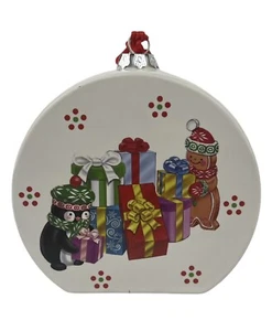 Temp-tations Ceramic Ornament Recipe on Back Gingerbread Cheesecake Dip - Picture 1 of 11