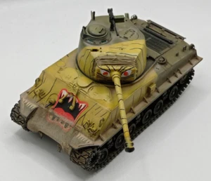 TANK - CARRO ARMATO SHERMAN scala 1:48_montato e dipinto_GUERRA DI COREA '50 - Foto 1 di 4