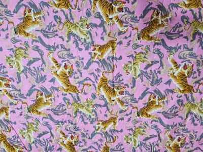 Telas de costura de tela de algodón impresas a mano de tigre rosa indio de 25 yardas Foto 1 de 4