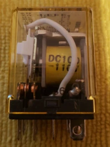 6PC RELAY, DPDT, ICE CUBE, 8 PIN 110VDC DOVER # 9832427 IDEC RH3B-UL-120 A1 - Picture 1 of 11