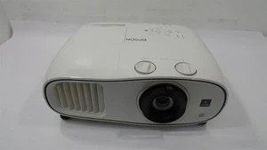 Epson PowerLite Home Cinema 3700 Full HD 3D Home LCD Projecteur - Photo 1/7