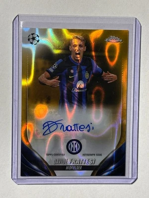 2023/24 Topps Chrome UEFA Davide Frattesi Auto Gold Lava Refractor - Image 1 of 2