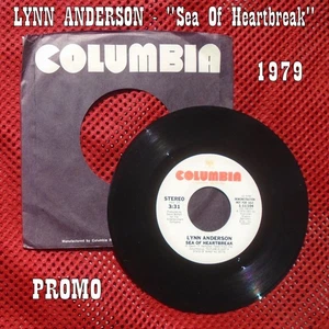 Lynn Anderson 45 - "Sea Of Heartbreak" 1979 Promo - Good Condition - Picture 1 of 3