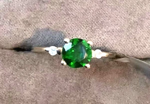 9ct chrome diopside and clear stone ring size N1/2 yellow gold - Picture 1 of 8