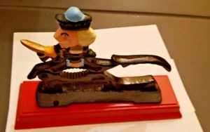 Cracker dado in ghisa montato su legno - Spada Re Cavaliere Montata VINTAGE - Foto 1 di 3