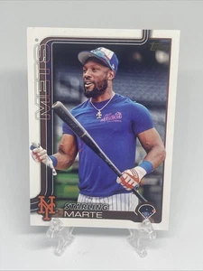 2025 Topps Series 1 - Starling Marte #173 Golden Mirror Image Variation - Bild 1 von 2