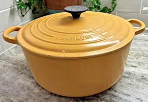 RARE Le Creuset Yellow Cast Iron Dutch Oven #26, 5.5 Qt. R124 VTG READ - Picture 1 of 15