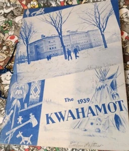 1939 Tomahawk High School Yearbook Tomahawk, Wisconsin Kwahamot - Picture 1 of 7