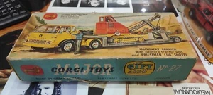 CORGI TOYS GIFT SET #27 MACHINERY CARRIER con CAMION BEDFORD - Foto 1 di 3