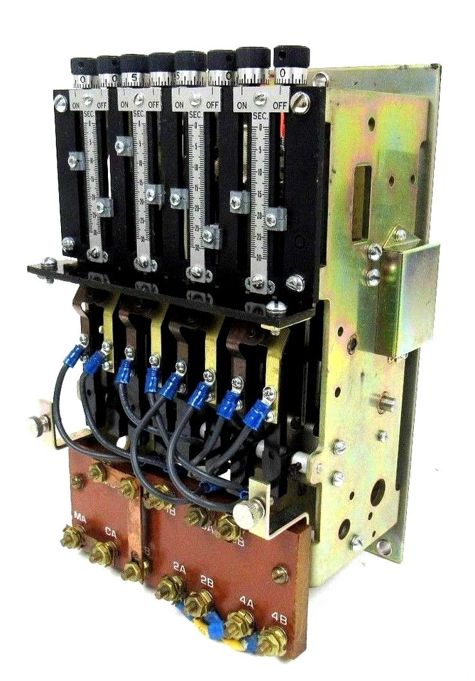 USED EAGLE SIGNAL HM43A64444 TIMER 120V 10A 30 SEC - Image 1 of 4