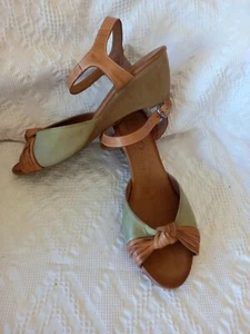 Mago Wedge Sandal Straps Leather "Made In Turkey" Sz 40 Eu - Picture 1 of 6
