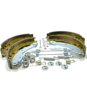 REAR BRAKE SHOES & FITTING KIT SPRINGS FIT: FIAT 500 07-15 BOSCH OPTION SFK0039A - Picture 1 of 5