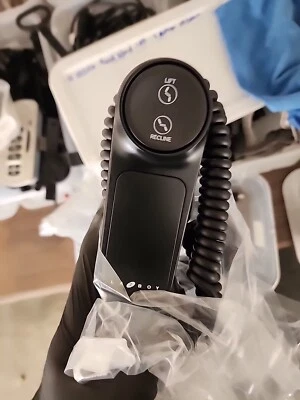 La Z Boy 10.000116 Silla Elevadora Lazyboy HSC-LAZ-P41LC Reclinable Control Remoto Foto 1 de 4