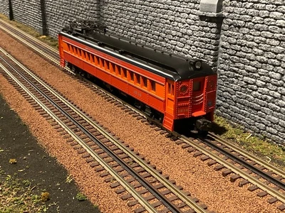 Lionel O Scale Southern Pacific Powered MU Commuter Car. Analog Only. No Box. - Image 1 of 4