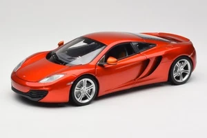 110133020 McLaren MP4-12C Orange Metallic Minichamps 1/18 - Imagen 1 de 8