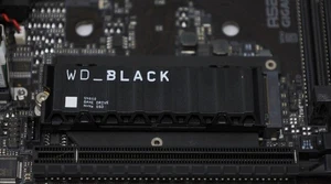 Western Digital WD BLACK SN850 1TB NVMe M2 SSD PS5 with Heatsink - Afbeelding 1 van 5