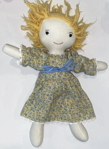 Handgefertigte Stoffpuppe Plüsch blond gelb Garn Haare Blumen Kleid 12 Zoll blau Mädchen Spielzeug - Bild 1 von 3
