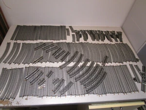 119x Lima 3050 3051 N/3030 N/3031 usw. gebogene gerade Gleis Elektroweiche H0 - Bild 1 von 13