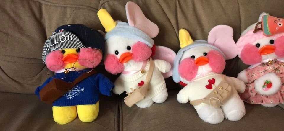 FioMax toys for classmate/friend/kids. brand new Fan Fan Duck toys boy girl Chri - Image 1 of 3