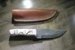 Super Sweet caper / hunting knife Damascus Steel Gold swirled ceramic handle - Picture 1 of 3