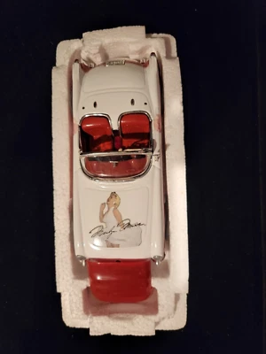Collectable DIE CAST ACTION MARILYN MONROE 53 Corvette  1:32 White - Damaged Box - Image 1 of 4