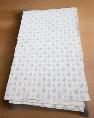 Tela Waverly Insperation de 2 yardas azul blanco floral Foto 1 de 3