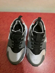 Nike Huarache Run TD Grey  Foam Boys Toddler Shoes 704950-115 Size 9C - Picture 1 of 5