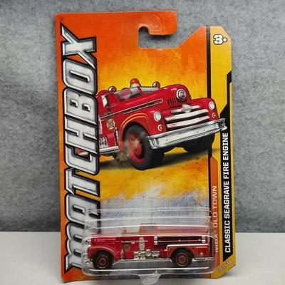 MATCHBOX  2011 MBX Old Town #10/10 Red Classic Seagrave Fire Engine Coll#70/120  - Image 1 of 4