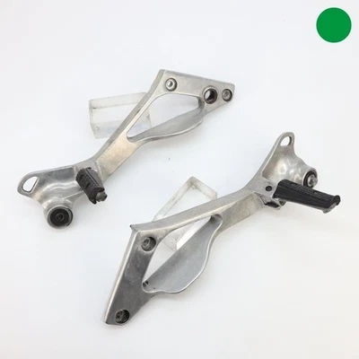 YAMAHA TDM Repose-pied arrière 1993 1995 ID90888 - Photo 1/4