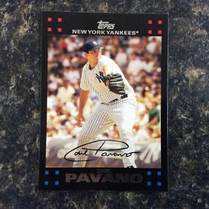 2007 Topps #352 Carl Pavano New York Yankees - Picture 1 of 2