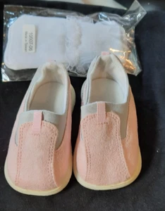 MY TWINN PINK SLIP - ON ORIGINIAL SNEAKERS & LACE SOCKS FITS 23" DOLL - Picture 1 of 5