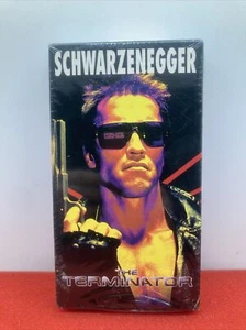 The Terminator 1984 [VHS] 1995 LIVE Entertainment Release Arnold Schwarzenegger - Picture 1 of 9