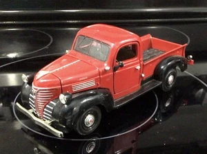 1941 PLYMOUTH PICKUP TRUCK 1:24 DIECAST, MOTORMAX #73278 2001 - Picture 1 of 6