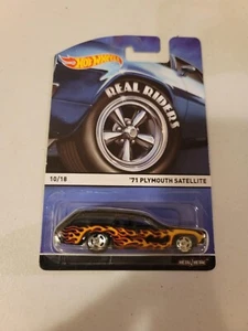 Hot Wheels Real Riders '71 Plymouth Satellite 10/18 black with flames - Picture 1 of 2