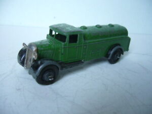 DINKY TOYS GB - 25D - Camion citerne , vert / noir -  Bon état de jeu/