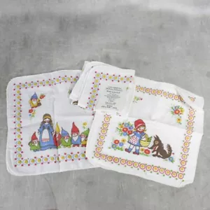 6 x GDR handkerchiefs fairy tale motif children's handkerchief Little Red Riding Hood Snow White - Picture 1 of 10