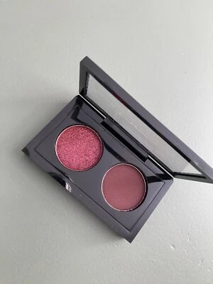 MAC 2 x Eyeshadow 1.5g Brrrgundy & Blazing Blizzard 1.38 Duo Eyeshadow - Image 1 of 4