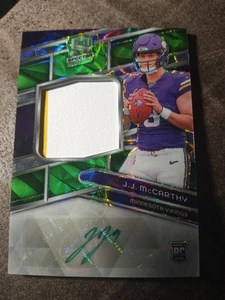 2024 J.J. McCarthy #201 Panini Spectra Rookie Green Scope Autograph Patch RC /35 - Picture 1 of 2