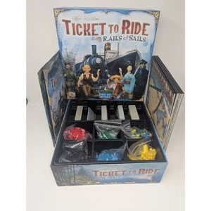 Days of Wonder Ticket To Ride Rails & Sails gioco da tavolo di strategia con Grandi Laghi - Foto 1 di 8