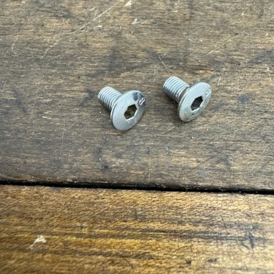 Lote 2 tornillos jaula pedal Suntour XCII perno vintage vieja escuela BMX Superbe Foto 1 de 4