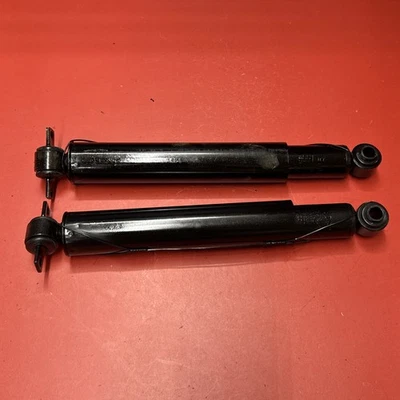 2 Amortiguadores traseros de gas Gabriel 89050 para 92-05 GMC Jimmy Foto 1 de 4