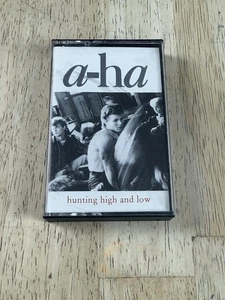 A-Ha - Hunting High and Low Cassette Tape 1985 Warner Bros. - Bild 1 von 5